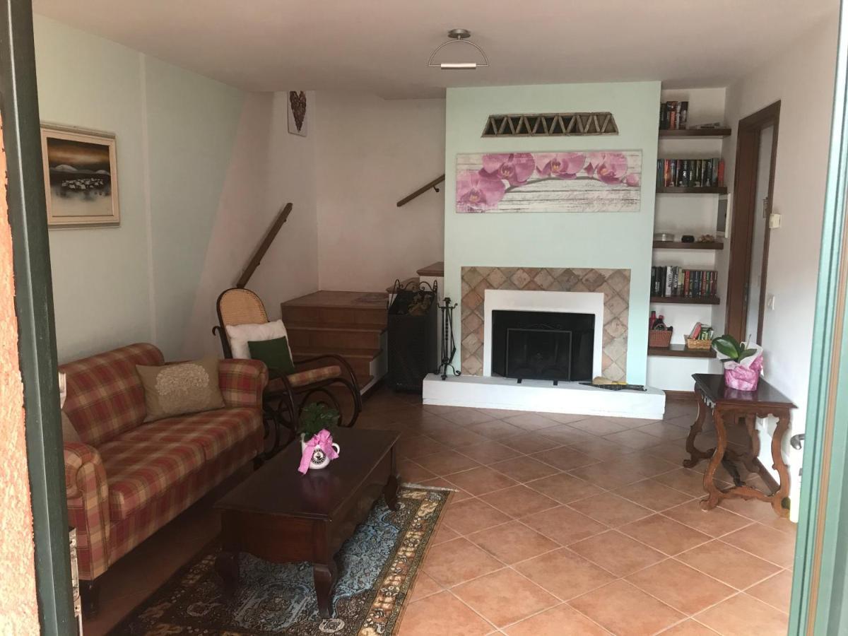 コルモンスCasa Del Balcone Fioritoアパートメント エクステリア 写真